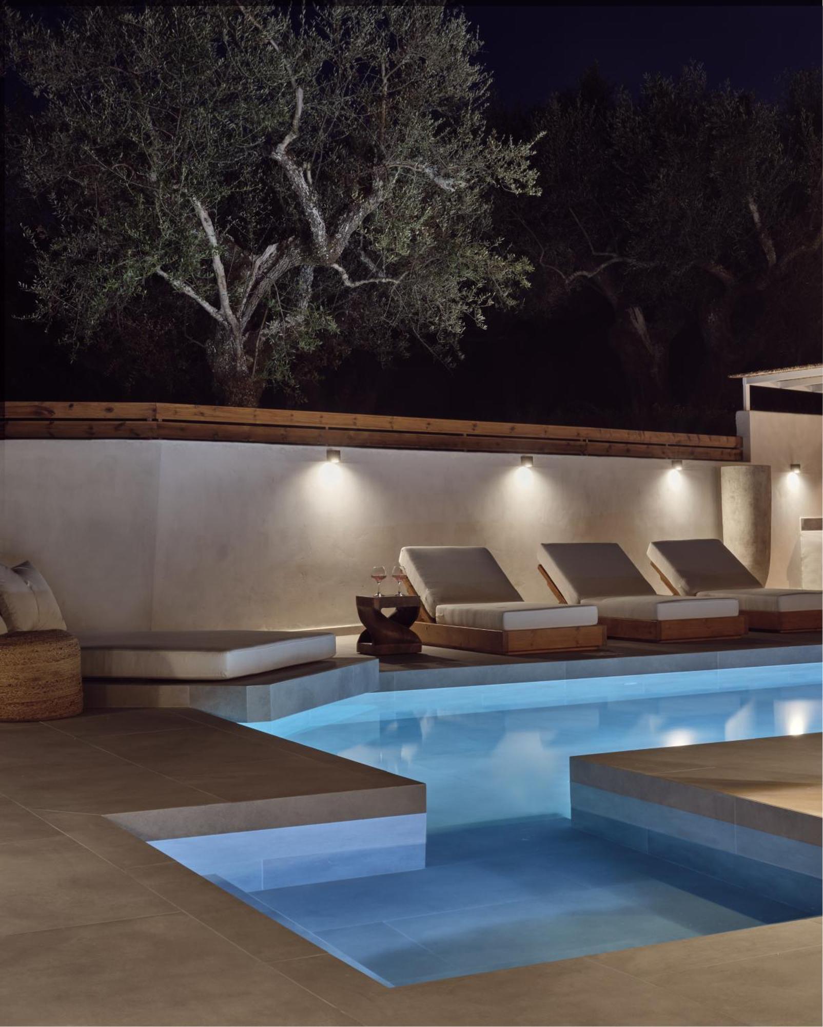Estelle Villa, A Flamboyant Escape With Pool, By Thinkvilla Romírion Екстериор снимка