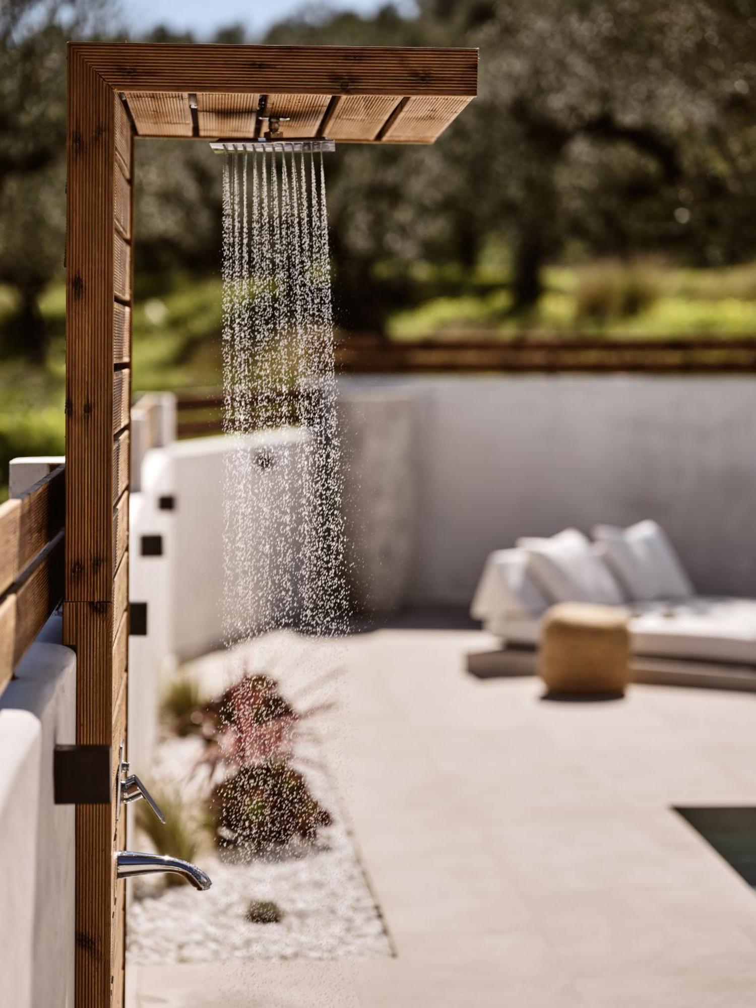Estelle Villa, A Flamboyant Escape With Pool, By Thinkvilla Romírion Екстериор снимка